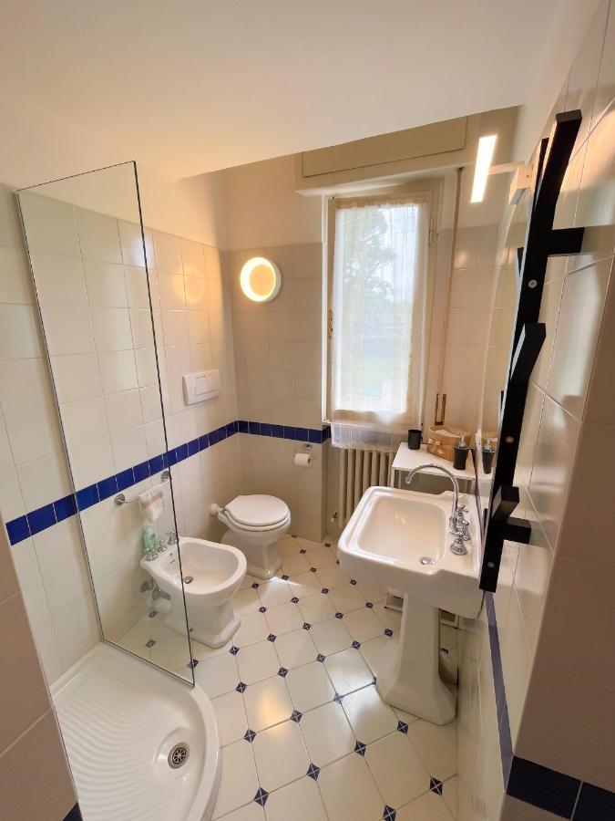 Appartamento In Villa A Tirrenia, Eleganza E Comfort A Pochi Passi Dal Mare ピサ エクステリア 写真